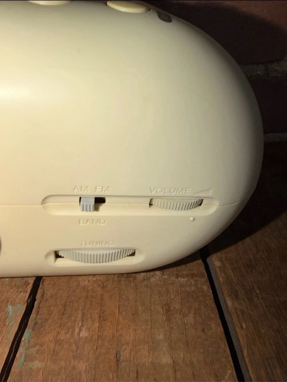 Vintage Sony Dream Machine Digital Alarm Clock – Cream and Silver